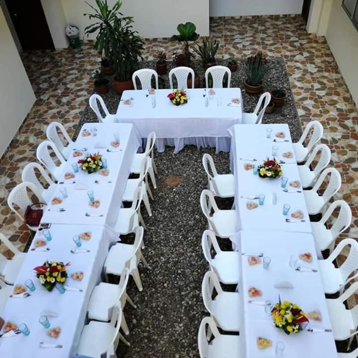 אגוואצ'יקה Hotel Prado Country מראה חיצוני תמונה